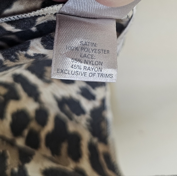 Vintage Victoria Secret Animal Print Slip - Picture 11 of 11